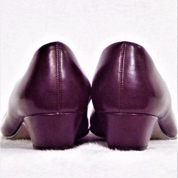 SOFT STYLE BY HUSH PUPPIES Size 4.5M brown pumps - Picture 9 of 16